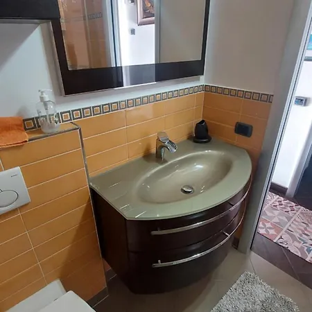 Casa Mary Montegrino Valtravaglia