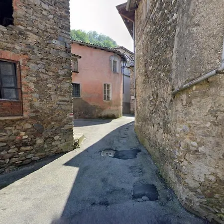 Casa Mary Montegrino Valtravaglia